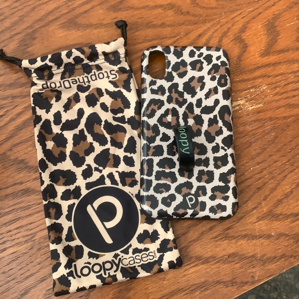 iPhone XR loopy case